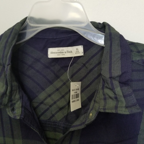 COPY - Abercrombie & Fitch Plaid Pocket Shirt, size XL - Picture 2 of 7